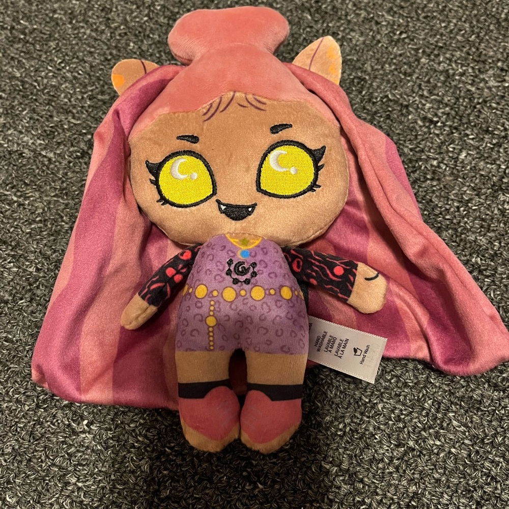 Monster high clawdeen plush doll